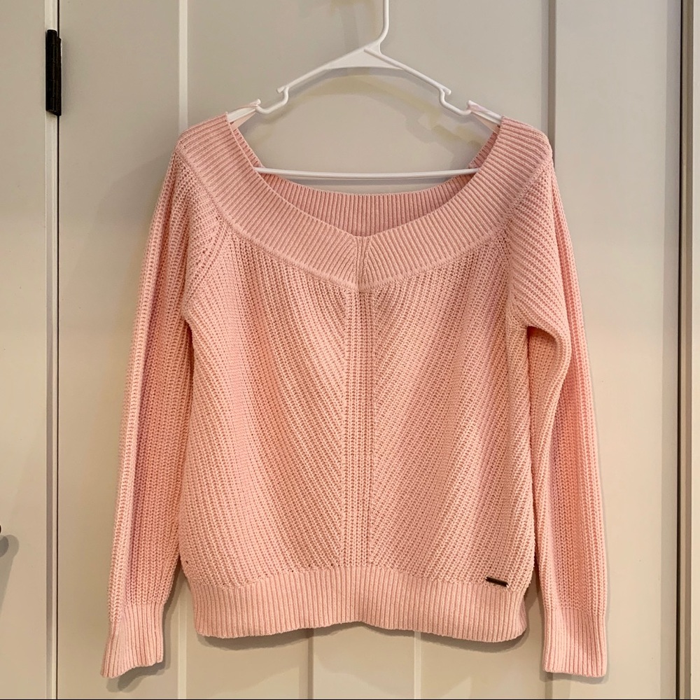 Light pink v-neck cropped sweater
